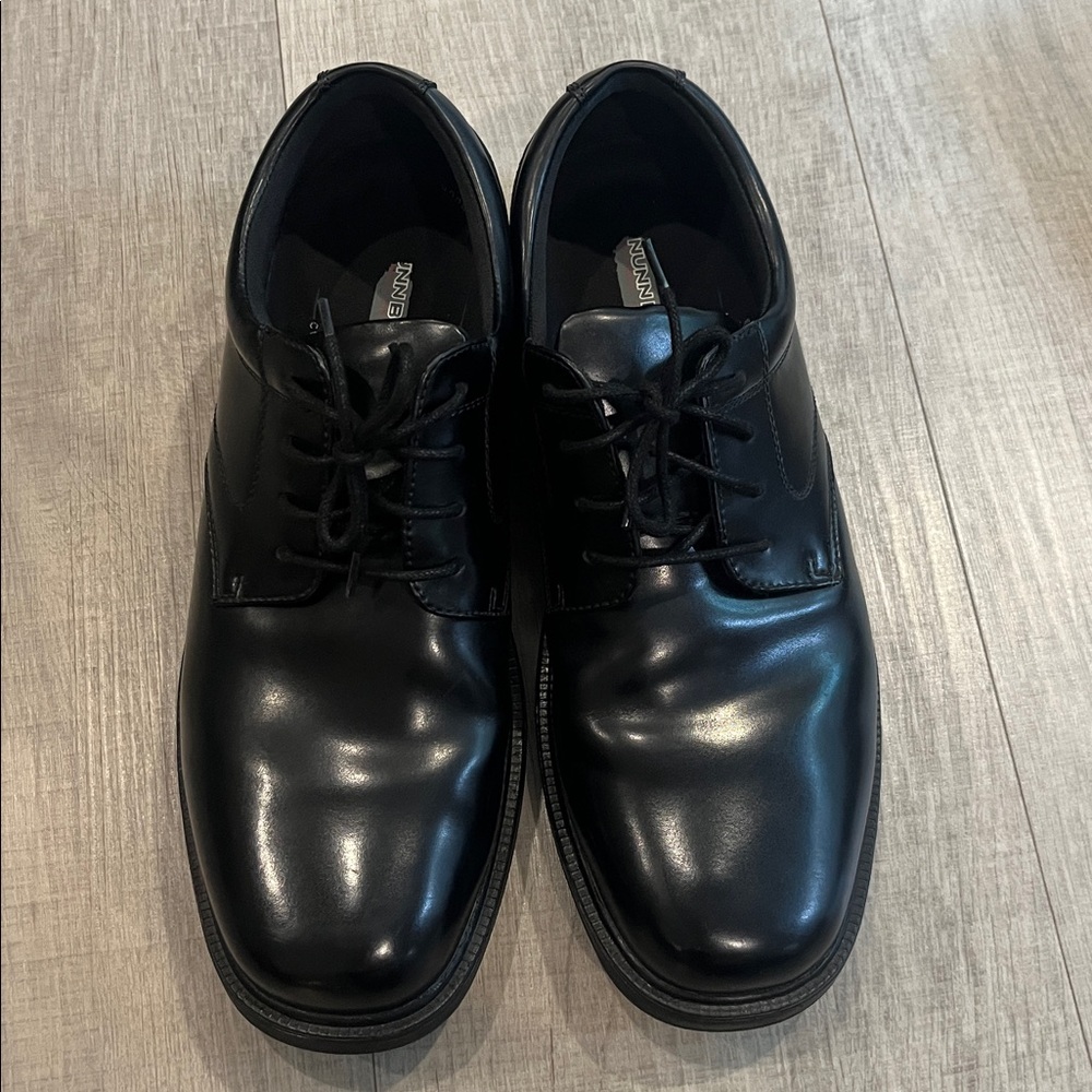 Black Leather Dress Shoes - Nunn Bush